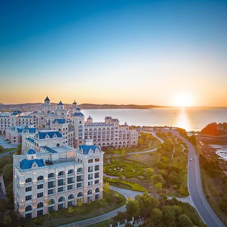 Hilton Dalian Golden Pebble Beach Resort Zhaojiatun Exterior foto