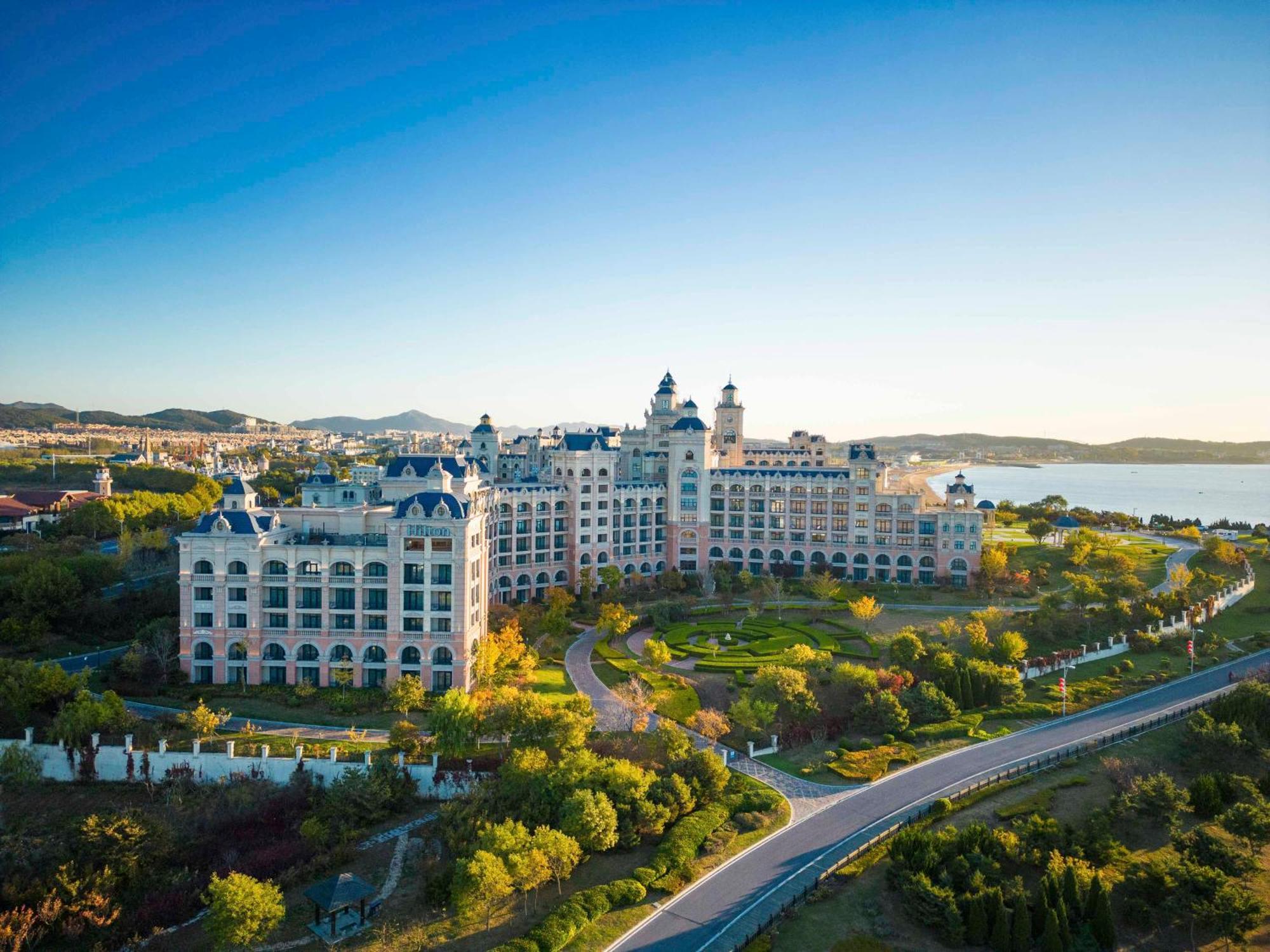 Hilton Dalian Golden Pebble Beach Resort Zhaojiatun Exterior foto