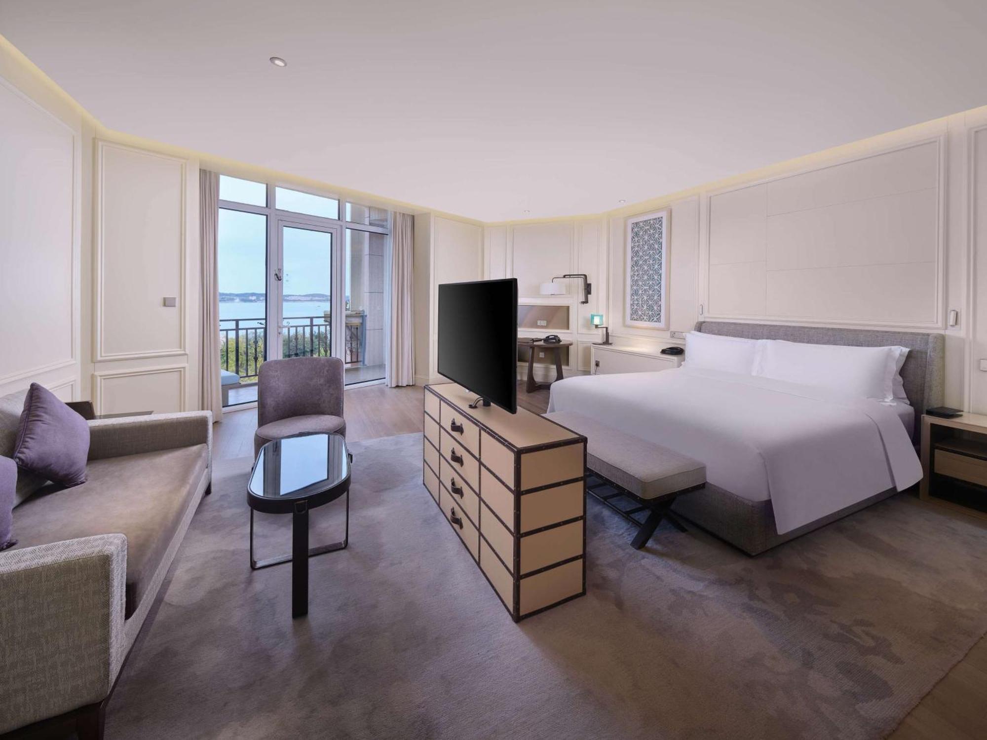 Hilton Dalian Golden Pebble Beach Resort Zhaojiatun Exterior foto