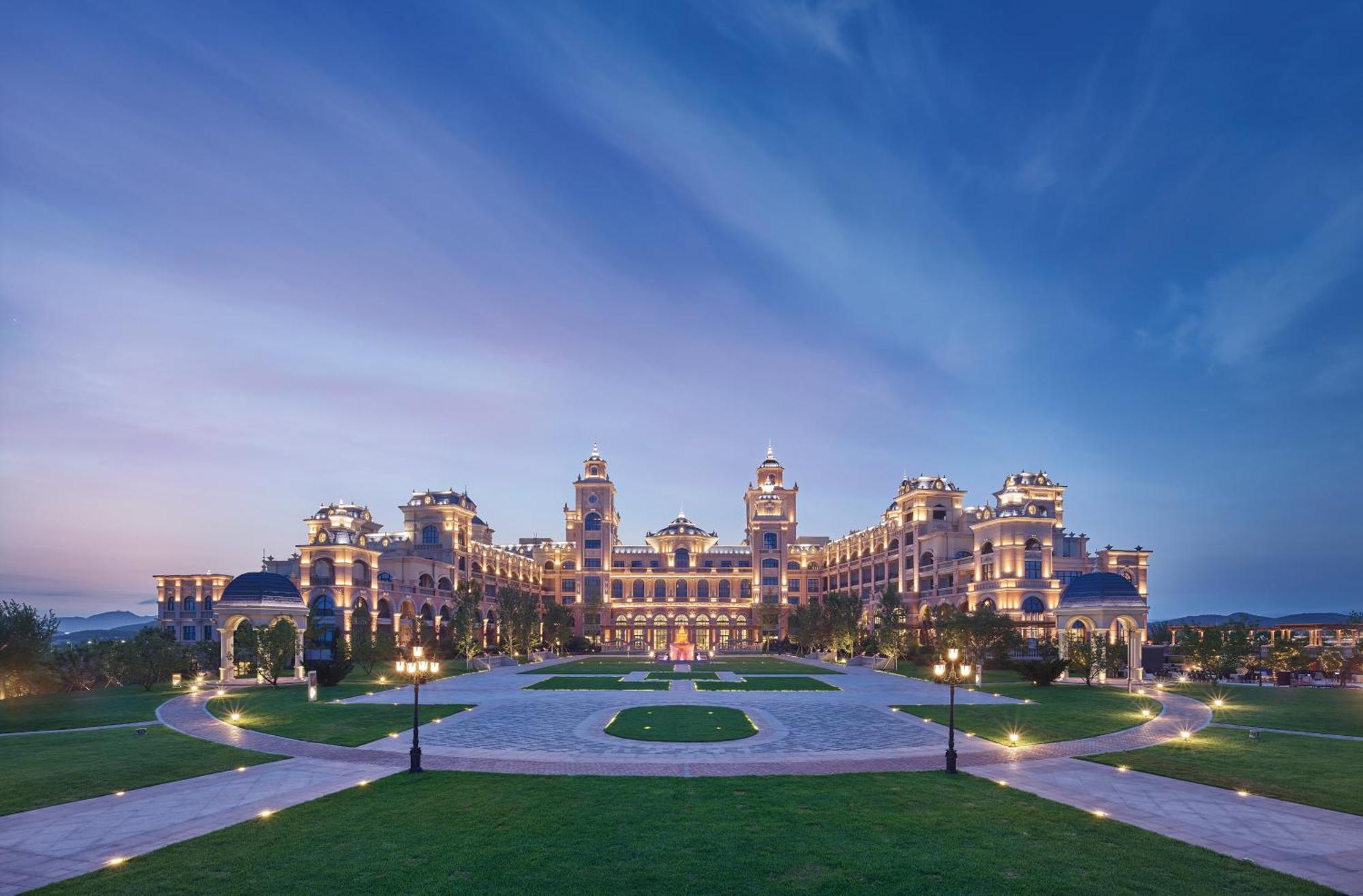 Hilton Dalian Golden Pebble Beach Resort Zhaojiatun Exterior foto
