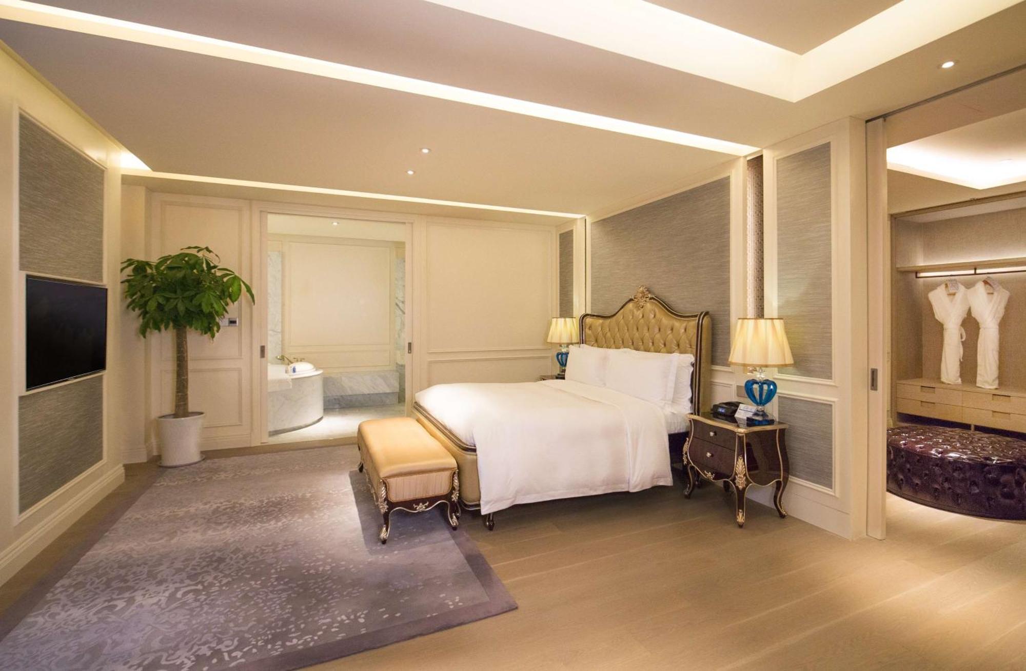 Hilton Dalian Golden Pebble Beach Resort Zhaojiatun Exterior foto