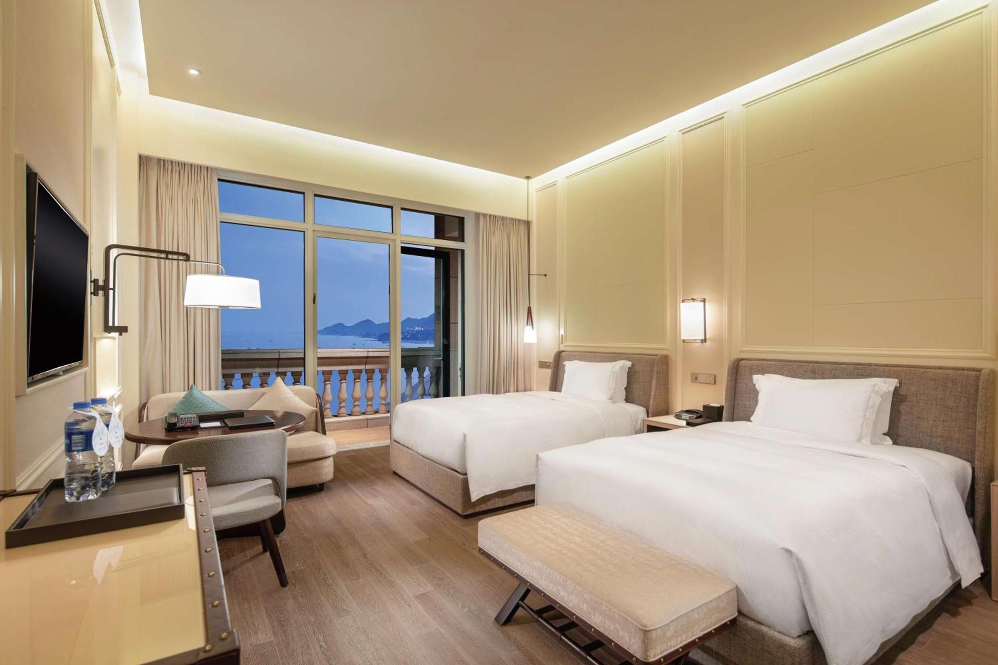 Hilton Dalian Golden Pebble Beach Resort Zhaojiatun Exterior foto