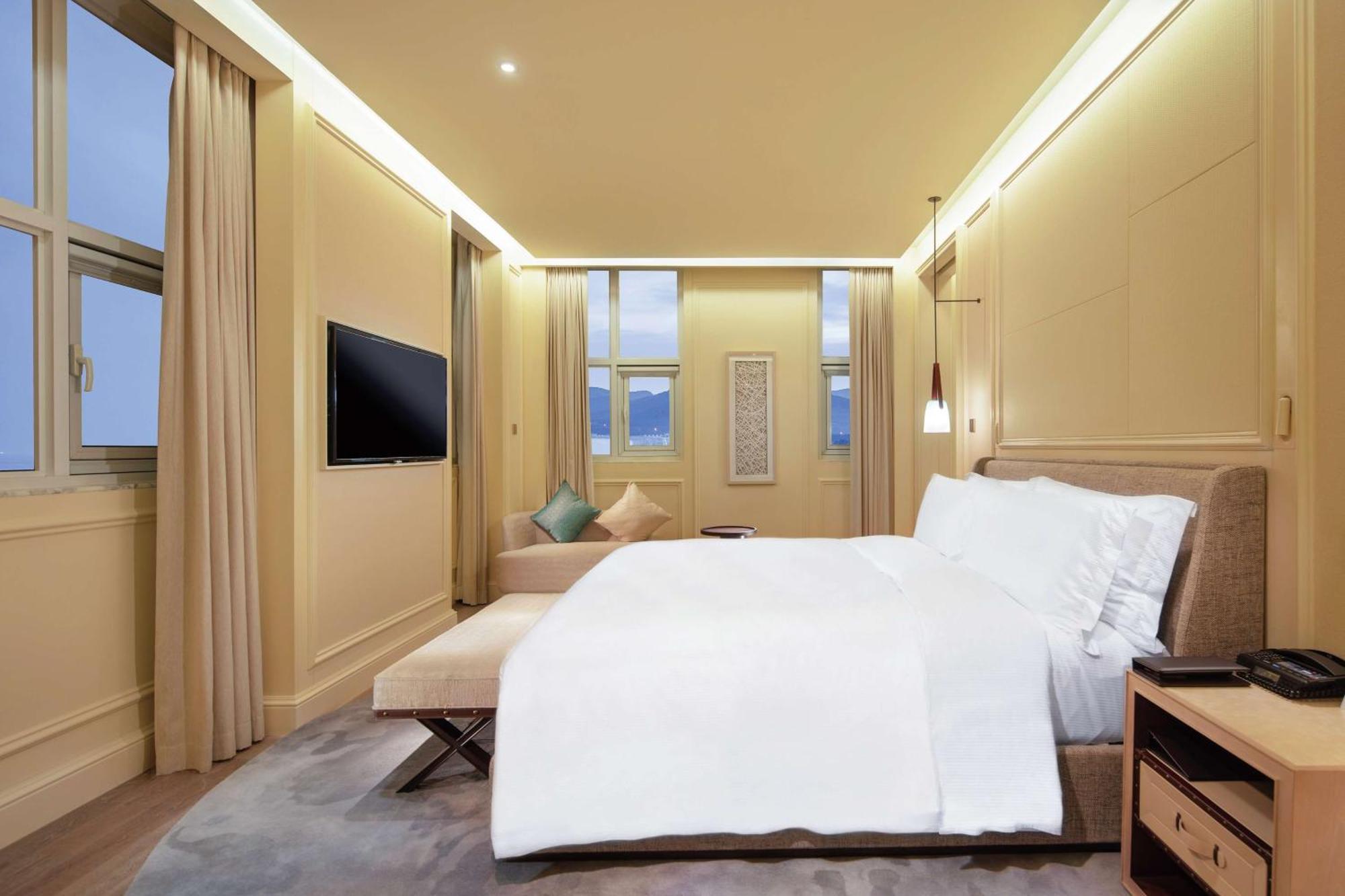 Hilton Dalian Golden Pebble Beach Resort Zhaojiatun Exterior foto