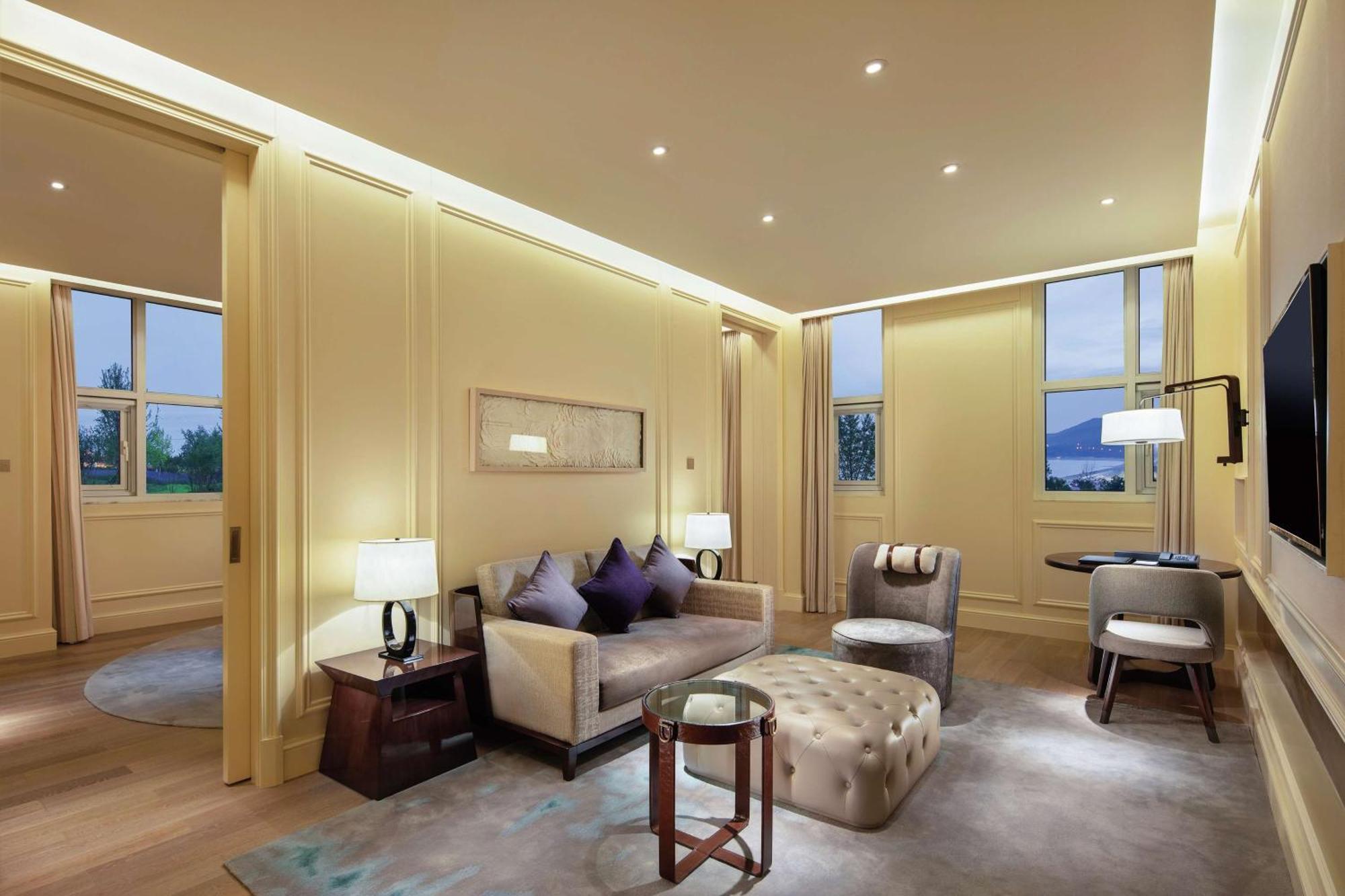 Hilton Dalian Golden Pebble Beach Resort Zhaojiatun Exterior foto
